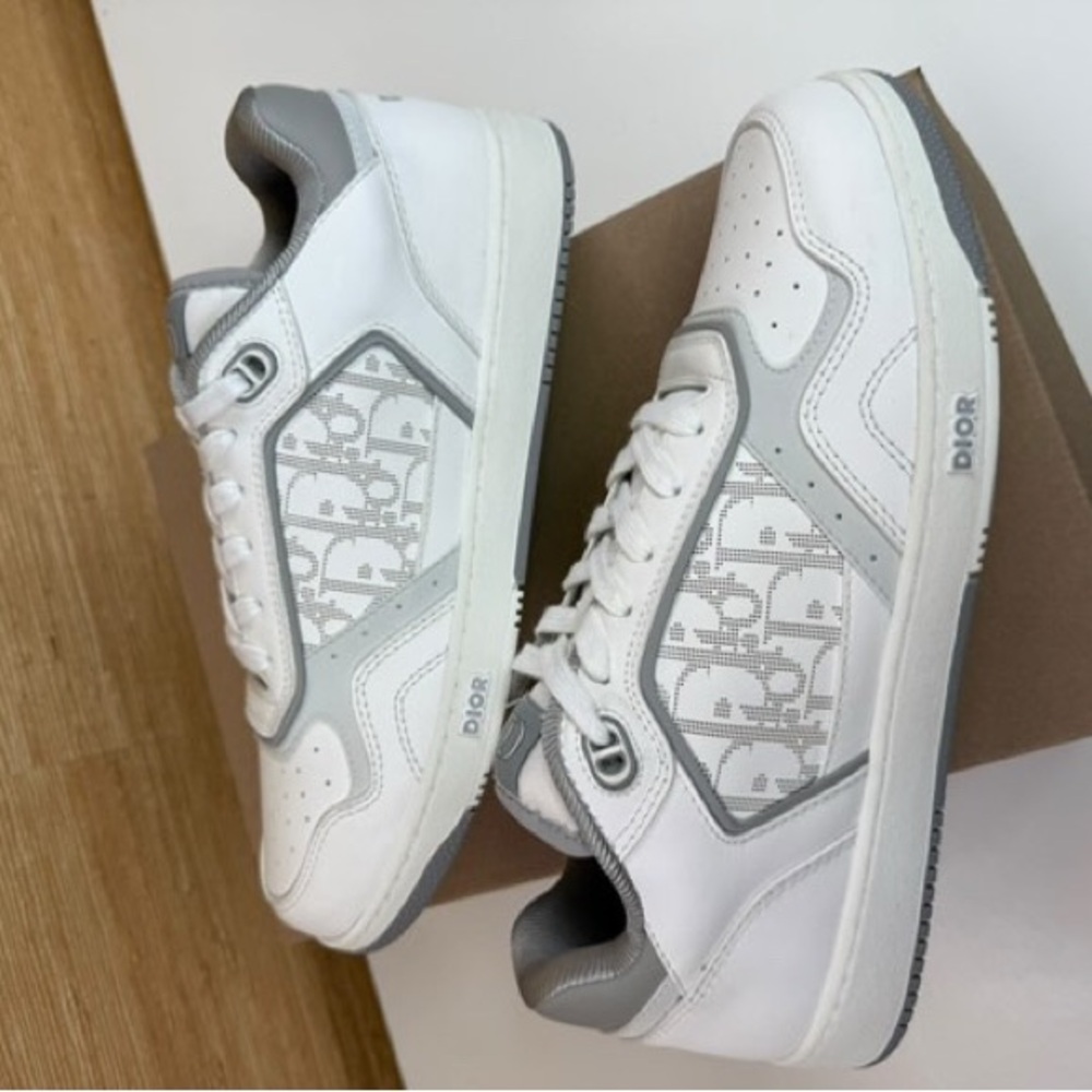 Dior Men's White and Gray Sneakers New